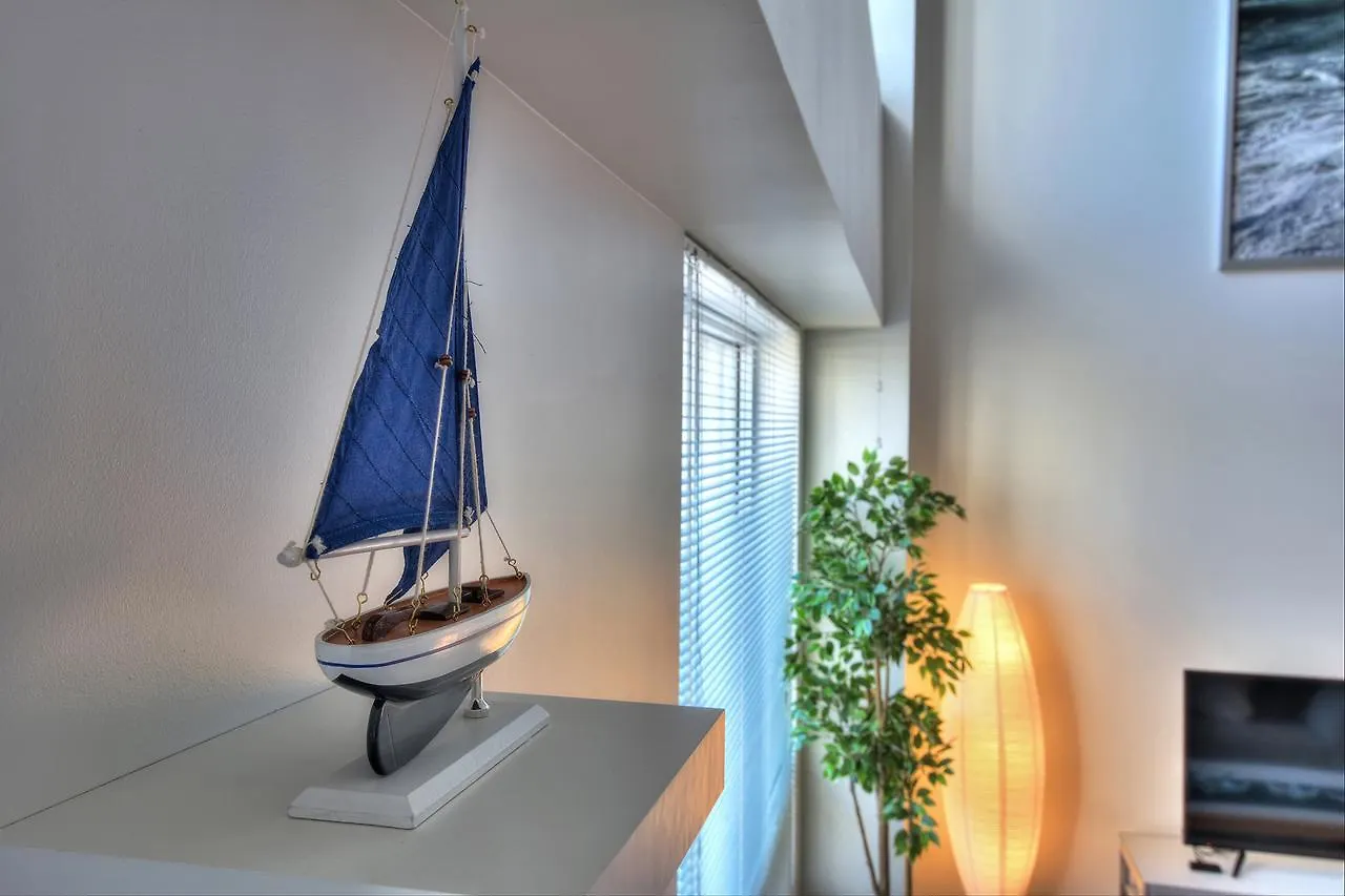 Apartment 1-Bedroom Loft With Mezzanine Convention Center Montreal Canada