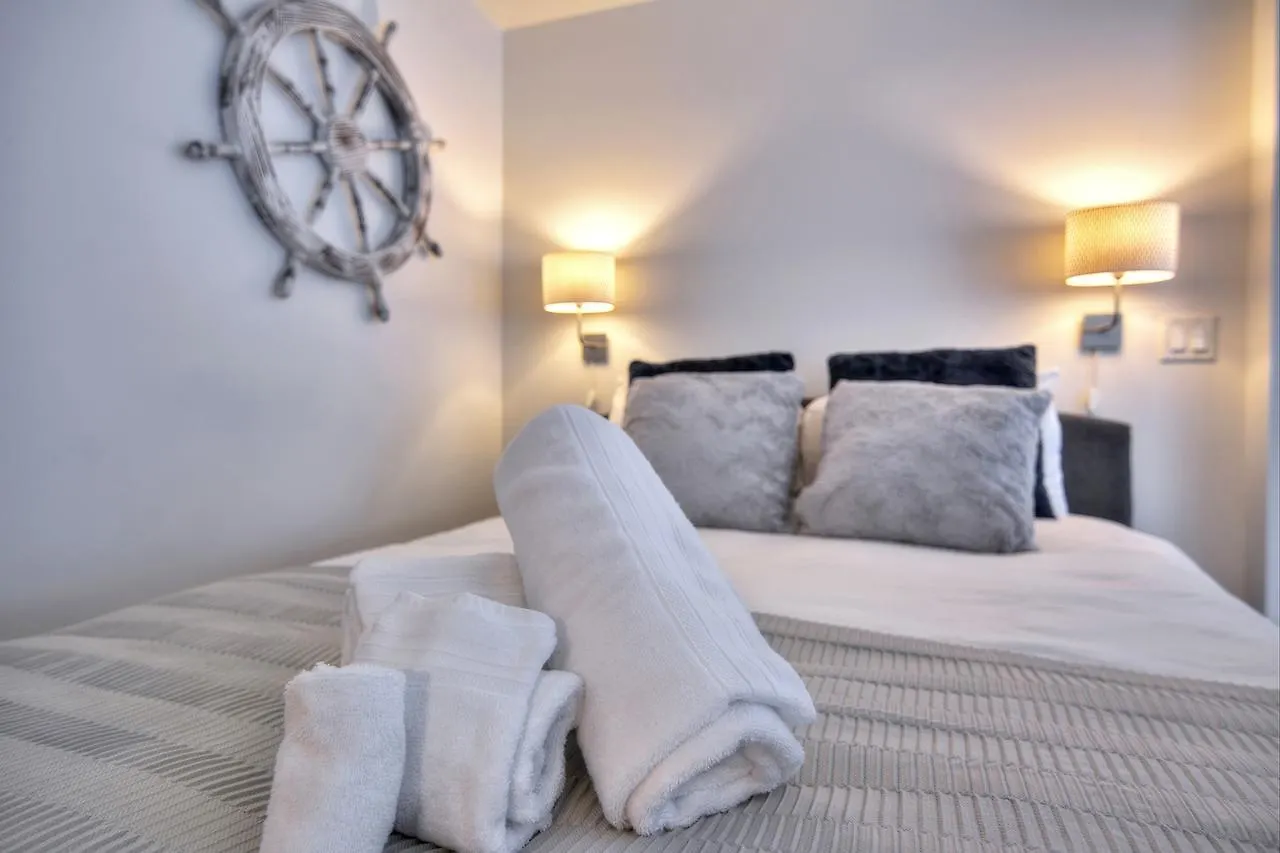 1-Bedroom Loft With Mezzanine Convention Center Montreal 0*,